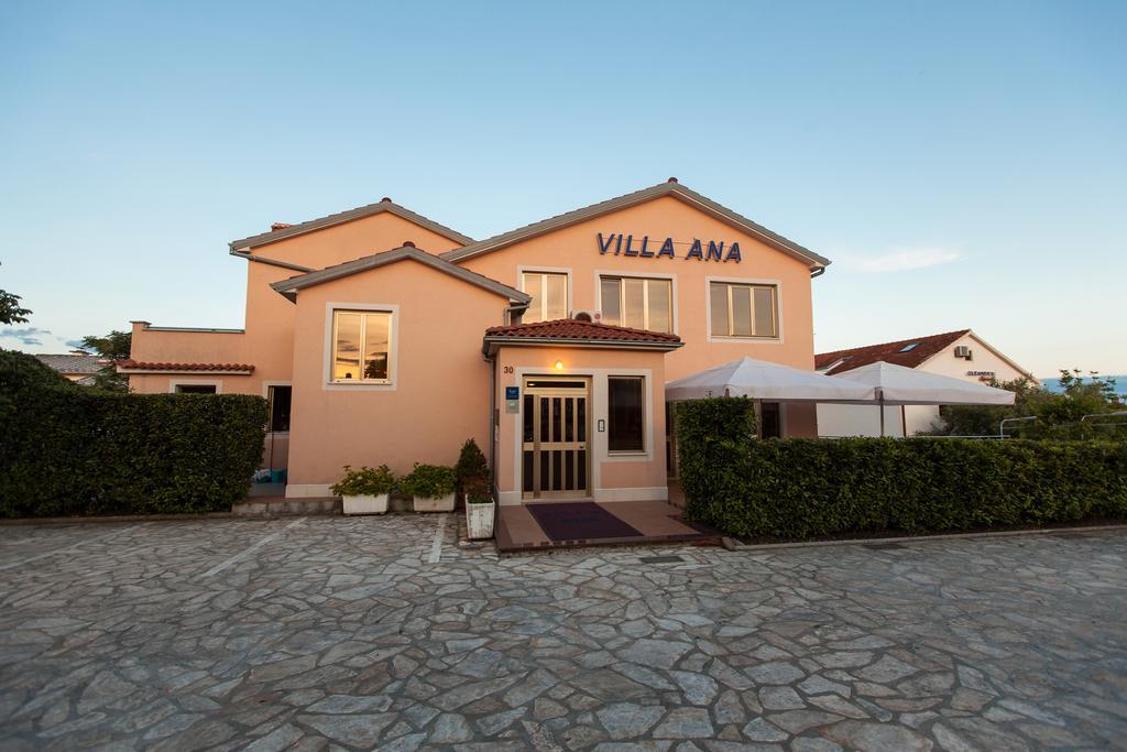Apartments Villa Ana كرك المظهر الخارجي الصورة